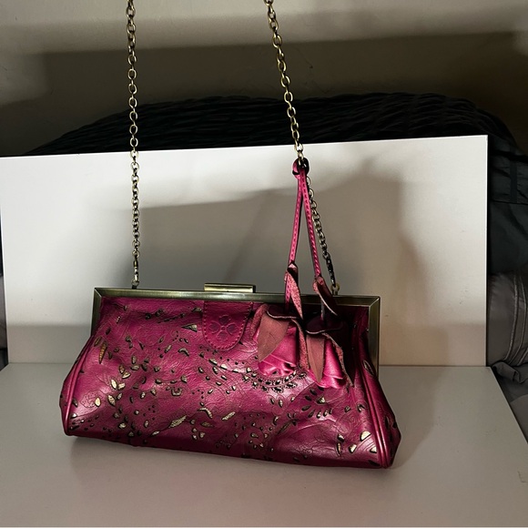Patricia Nash Athena Vintage Collection Magenta Laser Cut Floral Chain Handbag‎ - Picture 3 of 8